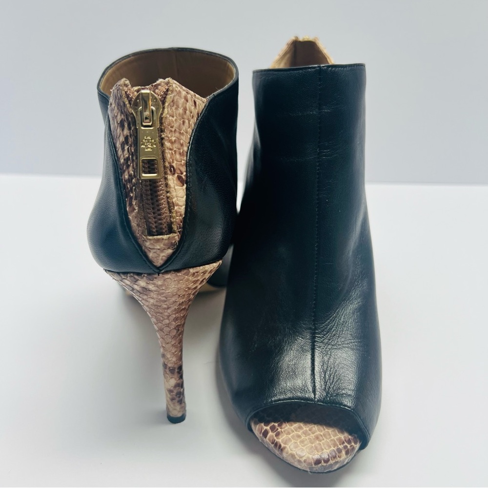 ANN TAYLOR Leather Peep Toe Ankle Booties Black Heel Stiletto Size‎ 9